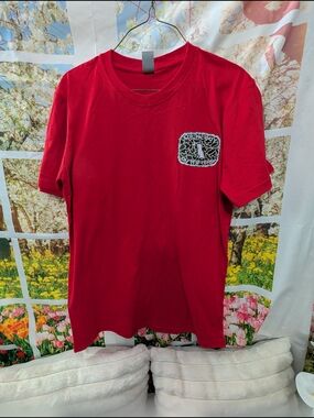 Men's Short Sleeve Red Graphic Pocket Tee